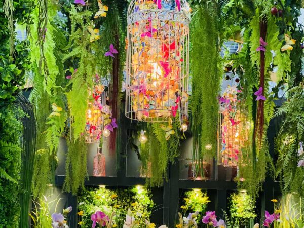 Décorations et fleurs artificielles pour professionnels en Suisse