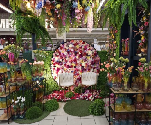 Sublimez&#x20;votre&#x20;&#x00C9;tablissement&#x20;avec&#x20;des&#x20;D&#x00E9;corations&#x20;de&#x20;Vitrines,&#x20;Restaurants&#x20;et&#x20;H&#x00F4;tels&#x20;Sign&#x00E9;es&#x20;Feuillazur