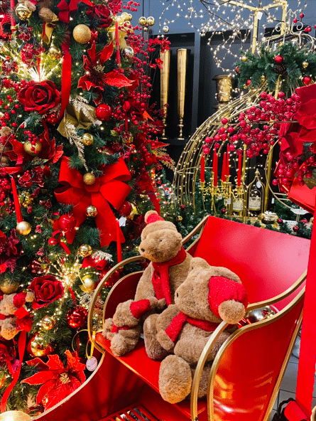 Pr&#x00E9;parez&#x20;Vos&#x20;F&#x00EA;tes&#x20;avec&#x20;Feuillazur&#x20;&#x3A;&#x20;Le&#x20;Grossiste&#x20;de&#x20;D&#x00E9;coration&#x20;de&#x20;No&#x00EB;l&#x20;pour&#x20;Professionnels