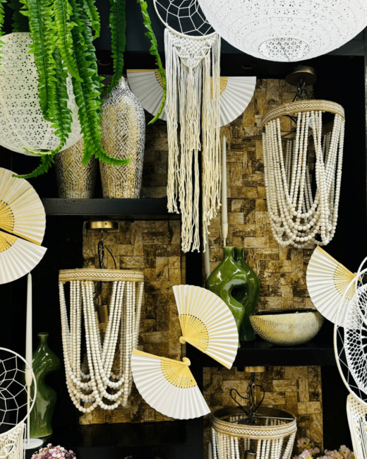 Feuillazur&#x20;&#x3A;&#x20;Votre&#x20;Grossiste&#x20;de&#x20;D&#x00E9;corations&#x20;Saisonni&#x00E8;res&#x20;pour&#x20;Professionnels&#x20;en&#x20;Suisse
