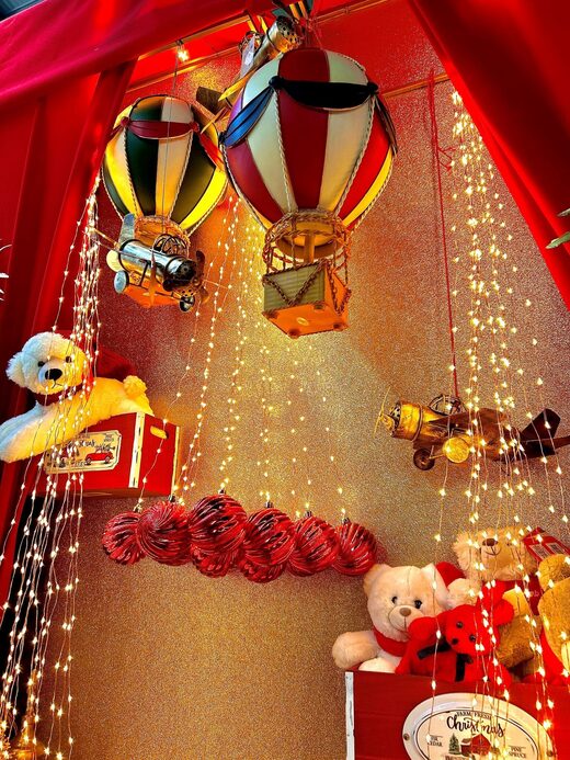 &#x1F384;&#x20;Pourquoi&#x20;choisir&#x20;un&#x20;grossiste&#x20;de&#x20;d&#x00E9;coration&#x20;de&#x20;No&#x00EB;l&#x20;en&#x20;Suisse&#x20;&#x3F;