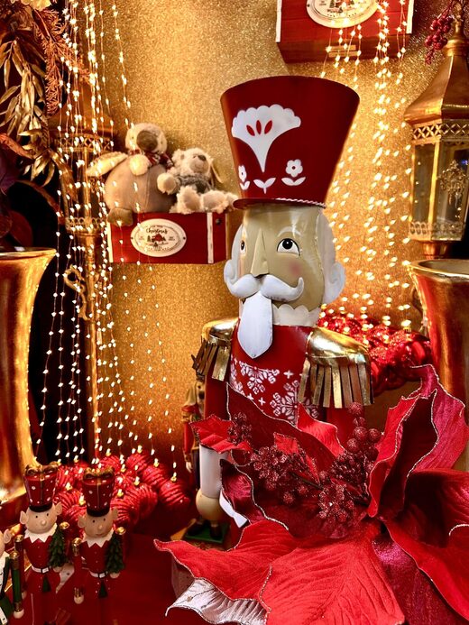 D&#x00E9;coration&#x20;d&#x2019;h&#x00F4;tel&#x20;&#x00E0;&#x20;No&#x00EB;l&#x20;&#x3A;&#x20;cr&#x00E9;er&#x20;une&#x20;ambiance&#x20;magique&#x20;pour&#x20;vos&#x20;clients&#x20;&#x1F384;&#x2728;